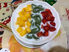 士多啤梨芒果绿茶拉面-甜心妈妈·榴莲星级糖水(北京路总店)