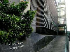 -卡罗酒店(东门晒布地铁站店)