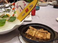 -海鸿荟·沿江菜(中山北路店)
