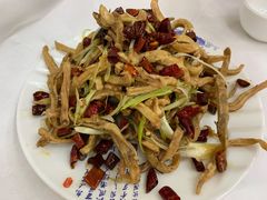 干煸鱿鱼-北戴河庆山饭店·海鲜砂锅粥(北戴河黑石路店)