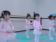 -伊叶舞蹈YEAH DANCE(LCM置汇旭辉校区)