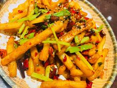 -刘胖子家常菜·蹄花焖藕(中央花园店)