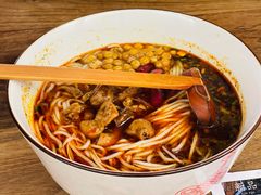 -麻婆婆白家肥肠粉(海岸城店)