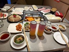 -海底捞火锅(新松江路生日主题店)