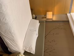 -上海中航虹桥机场泊悦酒店