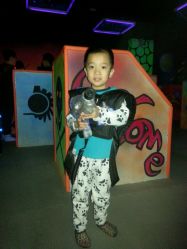 -六月巴士童乐园(抚顺罕王商场店)