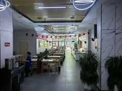 大堂-陆元丰·兰州纯汤牛肉面(自强西路店)