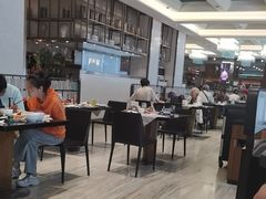 -东方红海鲜百汇(国际大厦店)