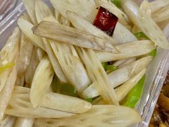 辣炒藕带-蓝精灵饺子店