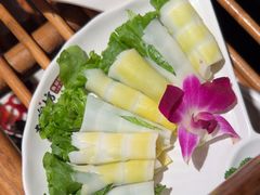 -老牌坊云南鱼豆花火锅(哈西万达店)