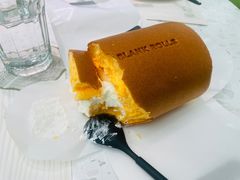 -白蘭BLANK(杭州湖滨银泰in77C区店)
