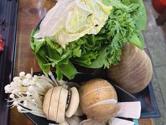 -丽江庭院·云南野生菌·海鲜火锅(鼓楼四合院店)