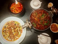 -万重锦·人文川菜馆(骡马市店)