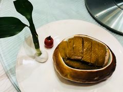 -无锡鼎尚皇冠酒店