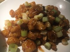宫暴鳕鱼丁-悦海·家宴·冰花皮皮虾大锅贴(宝龙店)