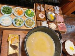 -银米·云南传统过桥米线(双廊黑金冠店)