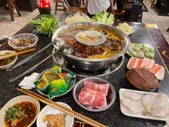 -邓莽子老火锅(中兴路总店)