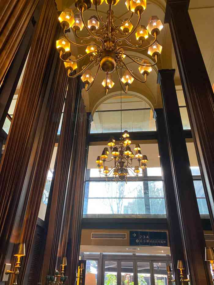 茴香熙楼(翠湖店)-"【舌尖上的昆明】位于翠湖公园对面,地理位.