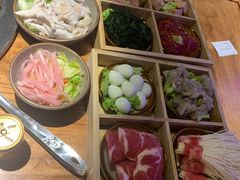-城墙拐拐火锅(三峡广场黑金冠店)