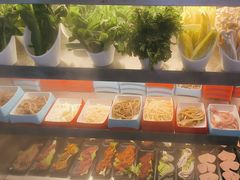 -老张记鲜切牛肉自助火锅(龙光世纪中心店)