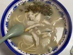 -明呈黄鱼面馆(斜土路店)