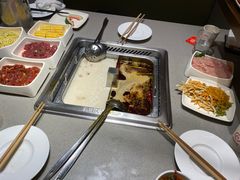 -海底捞火锅(金山百联店)
