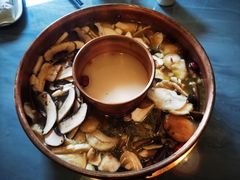 -慢丽江·云南野生菌土鸡锅(付家庄店)