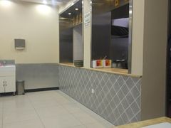 大堂-马子禄牛肉面(金宝街店)