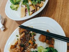 -裕记烧腊连锁餐饮(国商分店)