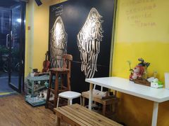 大堂-志龙皇冠吃货椰子铺