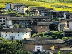 -初溪土楼群