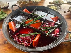 -正南齊北重庆老火锅(光华村直营店)