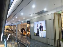 -王府井百货熙地港店