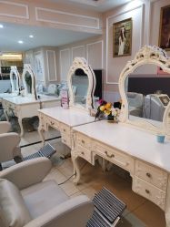 -Bollins波林丝•专研护发中心