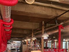 -江南猪肉商会无限续吃(弘大店)