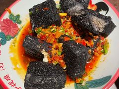 长沙臭豆腐-洞庭土菜馆(天河北总店)