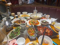 -隔壁老王·家常云南菜(花巷店)