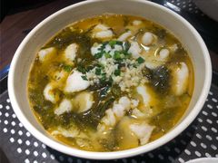 酸菜鱼-大食代美食广场(迪士尼小镇店)