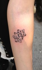 -暗夜tattoo纹身工作室