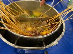 -马路边边串串香形象店(磐石路店)