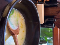 -银米·云南传统过桥米线(双廊黑金冠店)