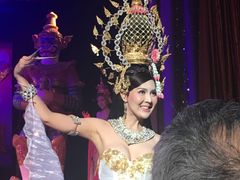 -金东尼人妖秀