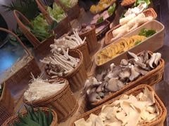 -汉来海港·海鲜自助餐厅(上海七宝领展广场店)