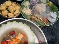 -得意咚瓜·顺德鱼生·冬瓜火锅(深圳首店)