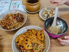 -万方圆拌粉瓦罐汤(九江湖滨店)