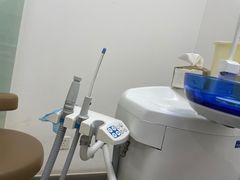 -雅悦齿科(顾村公园店)