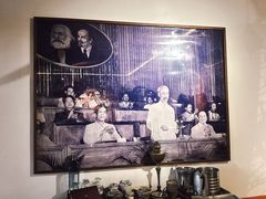 -Cuc Gach Quan Restaurant