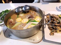 -肥仔文澳门猪骨煲(南京西路店)