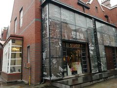 -钟书阁(松江泰晤士小镇店)