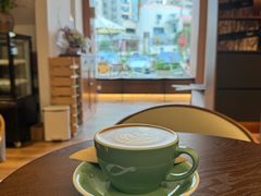 -Line 咖啡(石厦花园店)